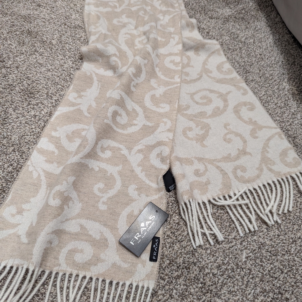 Fraas Beige and Cream Decorative Throw